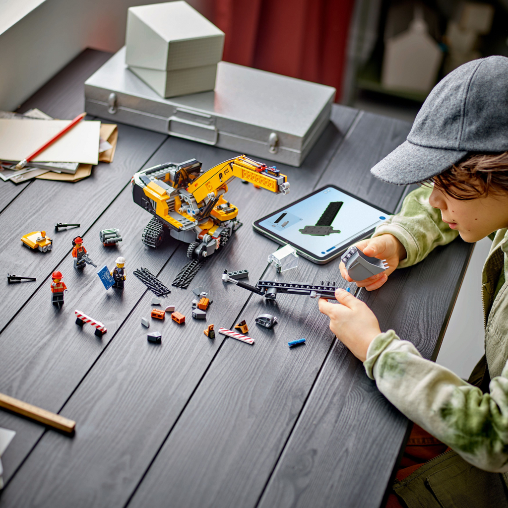 LEGO® City Yellow Construction Excavator - Máy Xúc Xây Dựng Màu Vàng - LEGO 60420 - Góc nhìn khác 3