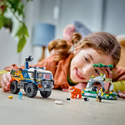 LEGO® City Jungle Explorer Off-Road Truck - Xe Tải Địa Hình Khám Phá Rừng Rậm LEGO 60426 - Hình ảnh bổ sung 4
