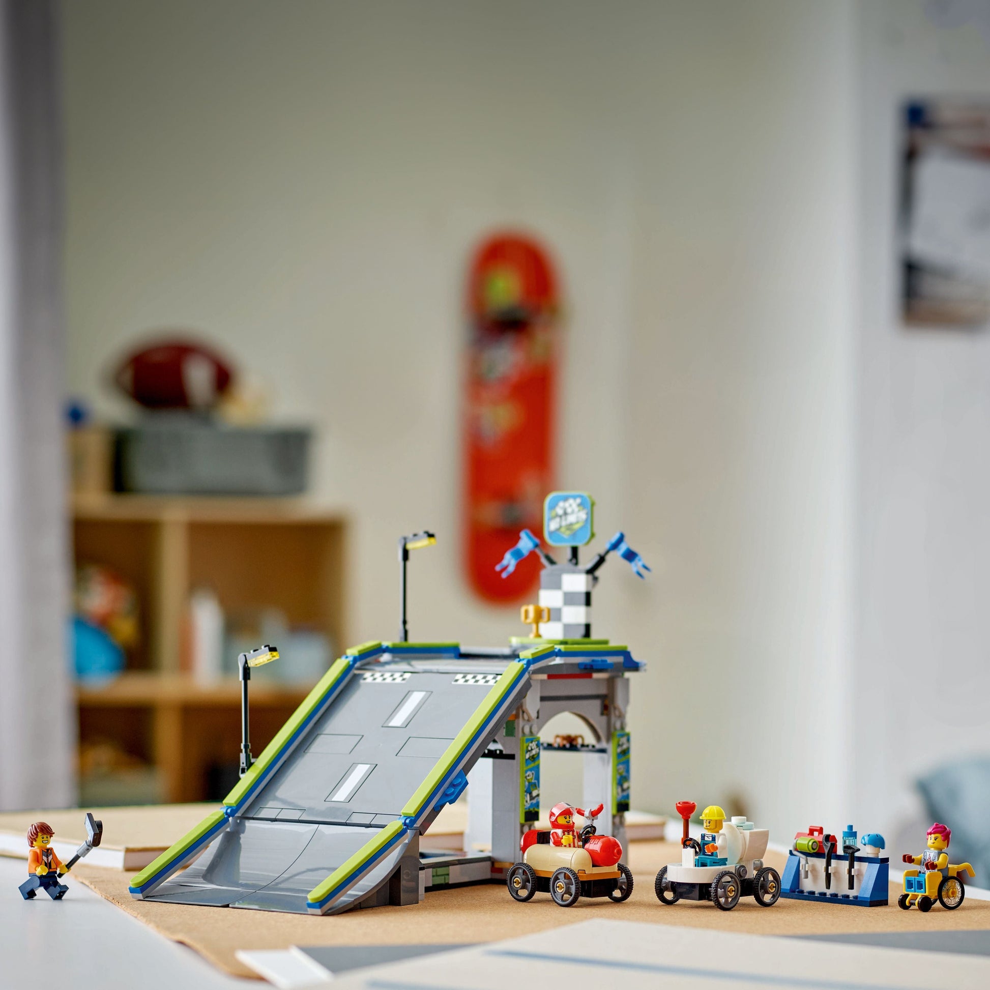 LEGO® City No Limits: Race Car Ramp Track - Đồ Chơi Lắp Ráp Đường Đua Xe - LEGO 60460 - Hình ảnh bổ sung 5