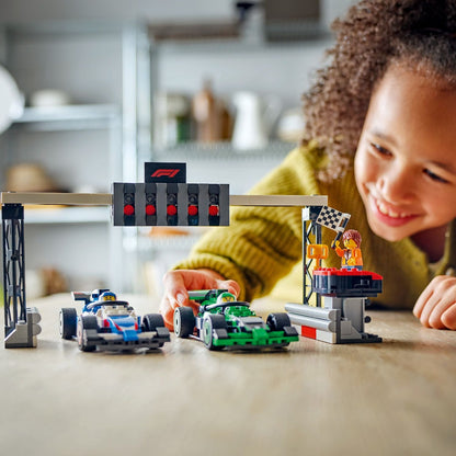 LEGO® City F1® Grid with VCARB & Sauber Race Cars - Bộ Lắp Ráp Xe Đua Công Thức 1 - LEGO 60474 - Hình ảnh bổ sung 6