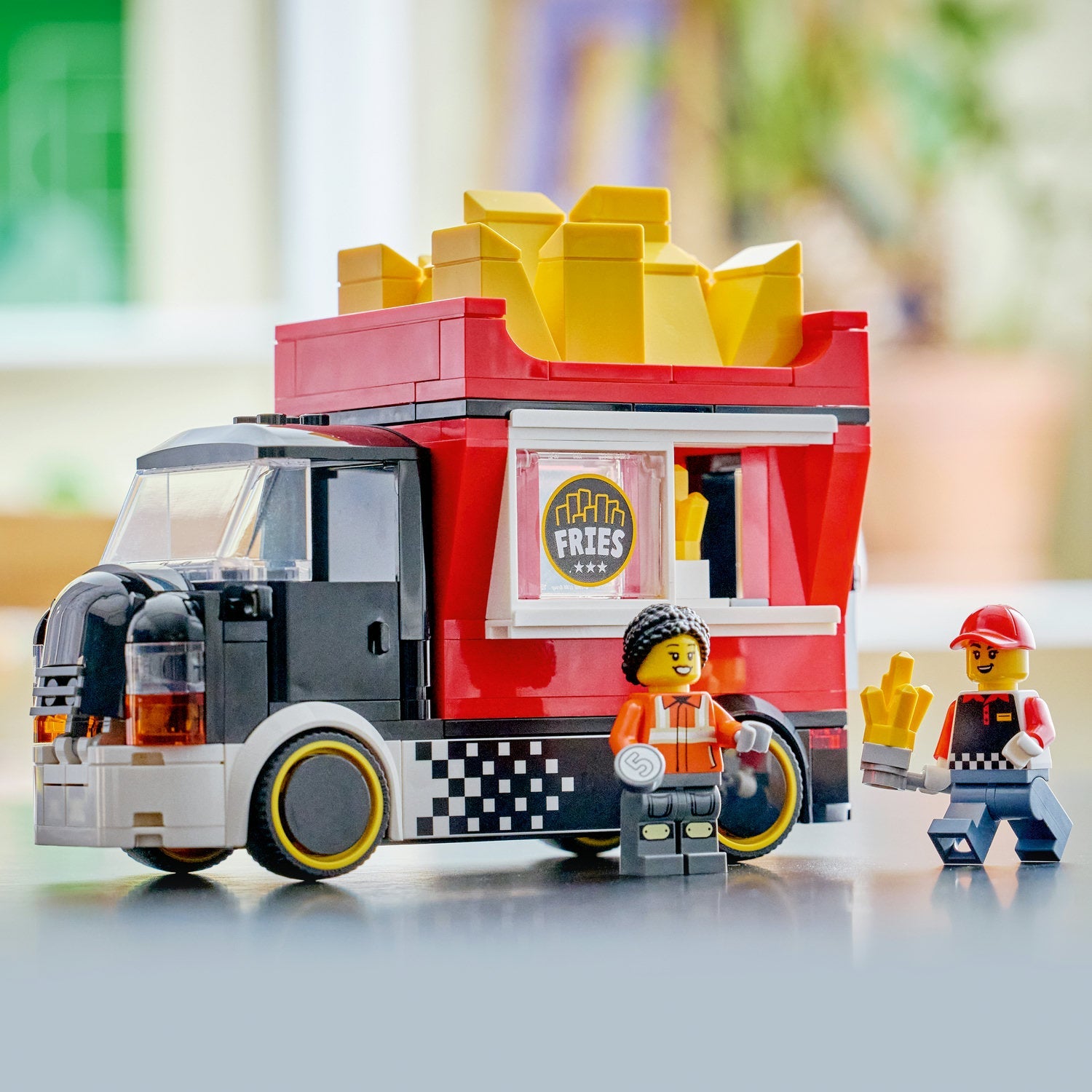 LEGO® City Fries Food Truck - Bộ Lắp Ráp Xe Tải Đồ Ăn Nhanh - LEGO 60488 - Hình ảnh bổ sung 5