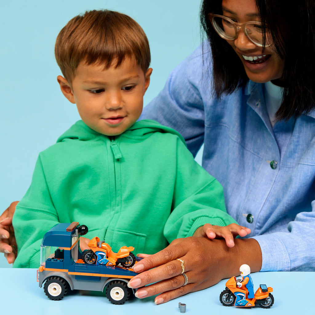 LEGO® City Motorcycle Transporter - Xe Tải Chở Xe Máy Đồ Chơi LEGO 60491 - Hình ảnh bổ sung 5