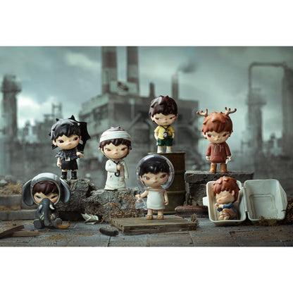 Hirono Grass Mop Indoor Greenhouse - Mô hình Art Toy Blind Box - POP MART