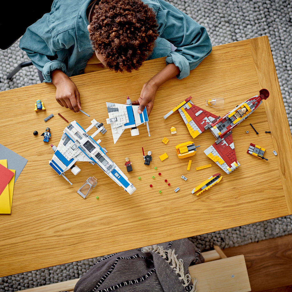 LEGO® Star Wars™ New Republic E-Wing™ vs. Shin Hati’s Starfighter™ Bộ Lắp Ráp Phi Thuyền LEGO 75364 - Hình ảnh bổ sung 5