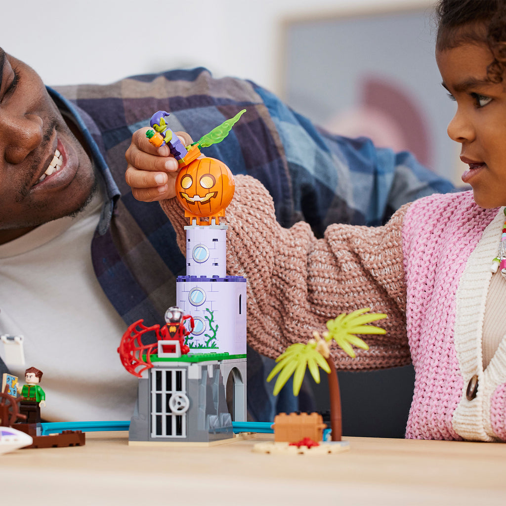 LEGO® Marvel Green Goblin's Lighthouse - Đồ chơi lắp ráp Ngọn Hải Đăng - LEGO 10790 - Hình ảnh bổ sung 4
