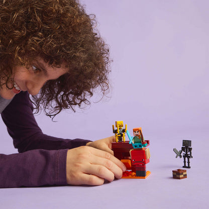 LEGO® Minecraft® The Nether Lava Battle - Đồ Chơi Lắp Ráp Cuộc Chiến Dung Nham LEGO 21266 - Hình ảnh bổ sung 6