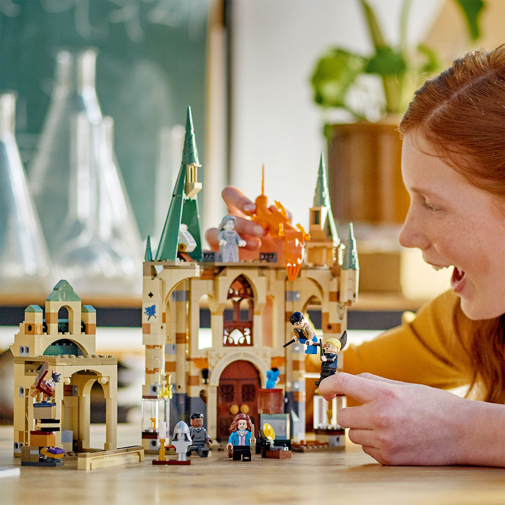 LEGO® Harry Potter™ Hogwarts™: Room of Requirement Bộ Đồ Chơi Lắp Ráp Phòng Yêu Cầu LEGO 76413 - Hình ảnh bổ sung 6