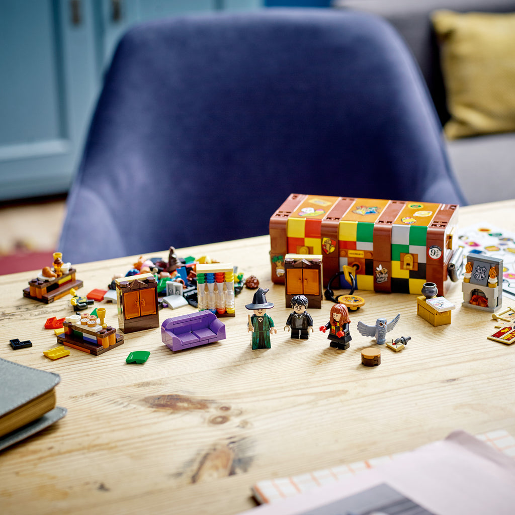LEGO® Harry Potter™ Hogwarts™ Magical Trunk - Rương Phép Thuật Hogwarts - LEGO 76399 - Hình ảnh bổ sung 6