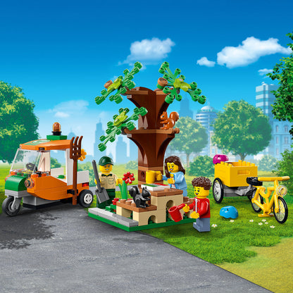 LEGO® City Picnic in the Park - Đồ Chơi Lắp Ráp Dã Ngoại Công Viên LEGO 60326