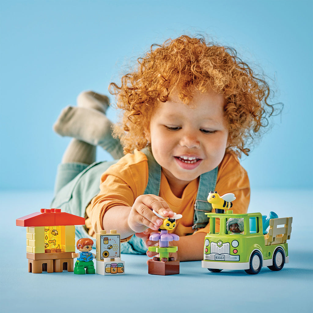 LEGO® DUPLO™ Caring for Bees & Beehives - Đồ chơi lắp ráp chăm sóc ong học tập - LEGO 10419 - Góc nhìn khác 3