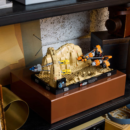 LEGO® Star Wars™ Mos Espa Podrace™ Diorama (75380) - Mô Hình Lắp Ráp Trưng Bày Chính Hãng LEGO - Hình ảnh bổ sung 6