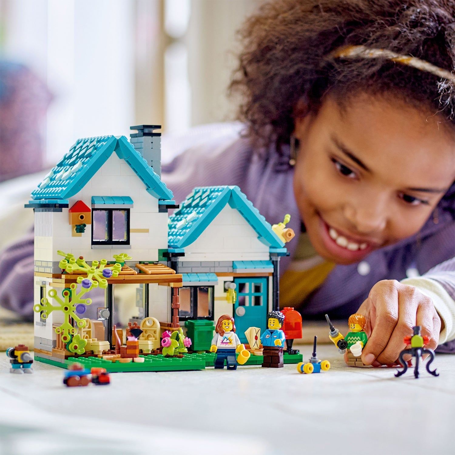 LEGO® Creator 3-in-1 Cozy House - Ngôi Nhà Ấm Cúng 3-Trong-1 - LEGO 31139 - Hình ảnh bổ sung 6