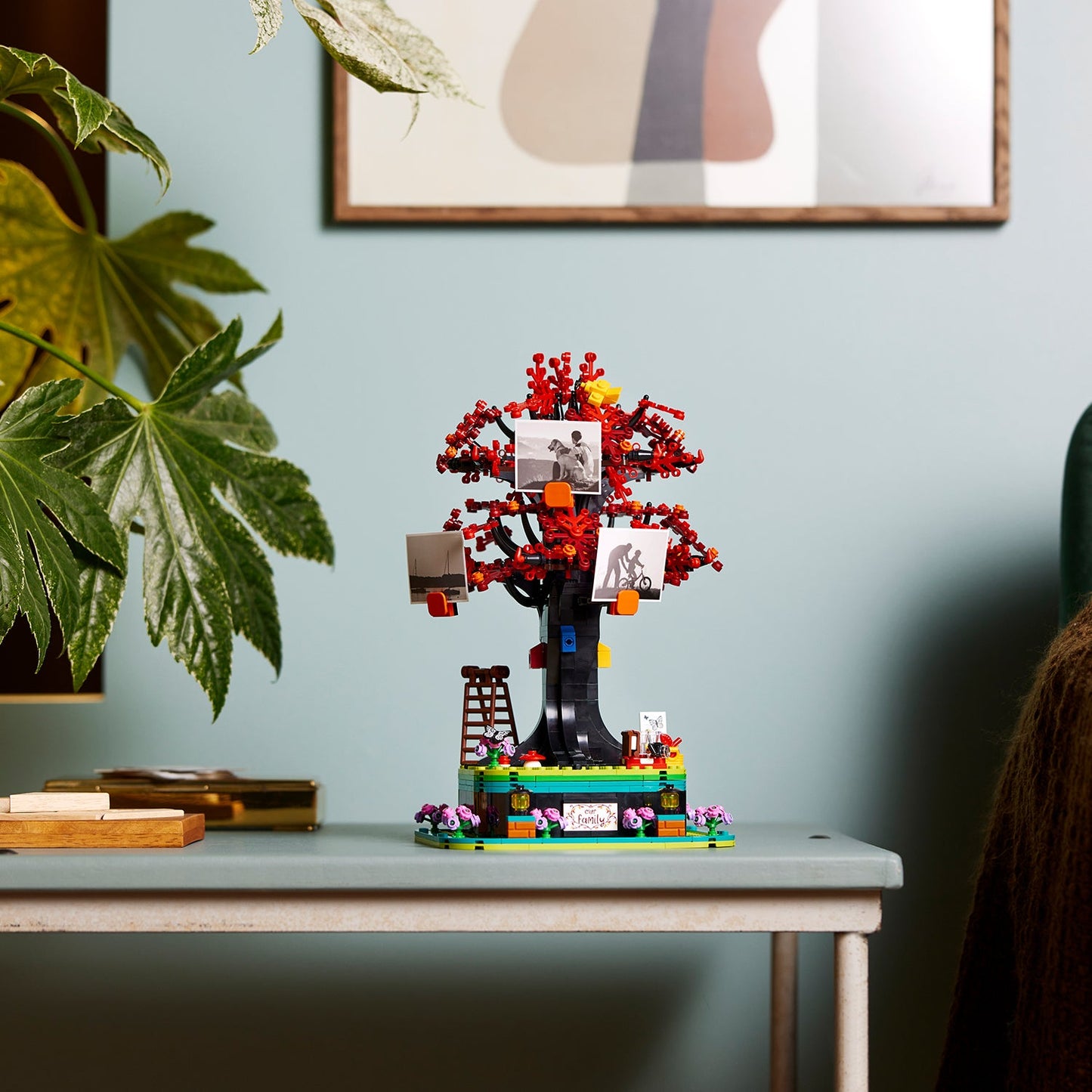 LEGO® Ideas Family Tree (21346) - Bộ Lắp Ráp Cây Phả Hệ Trang Trí Nhà Cửa - LEGO - Hình ảnh bổ sung 6
