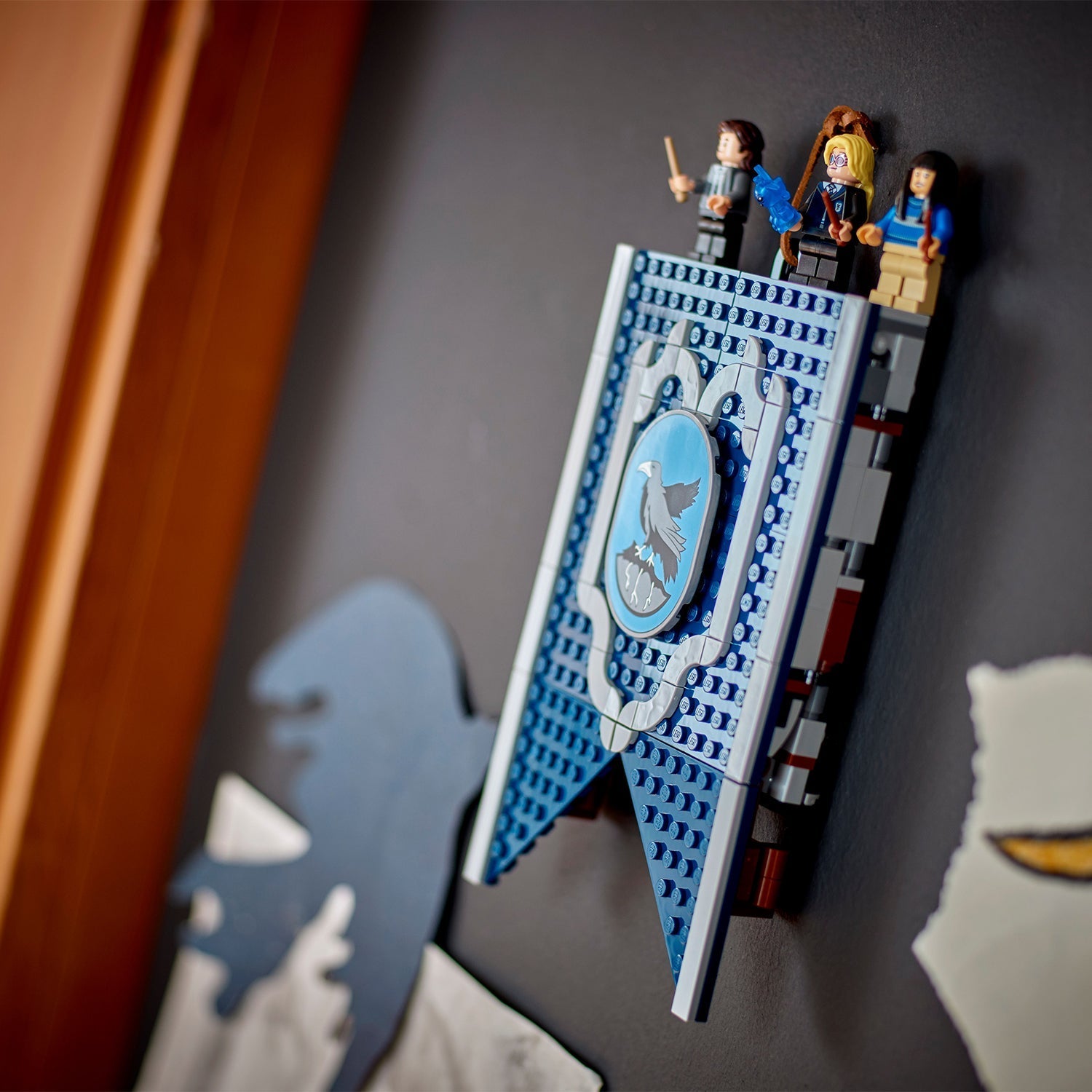 LEGO® Harry Potter™ Ravenclaw™ House Banner - Bộ Lắp Ráp Biểu Ngữ Nhà Ravenclaw - LEGO 76411 - Hình ảnh bổ sung 6