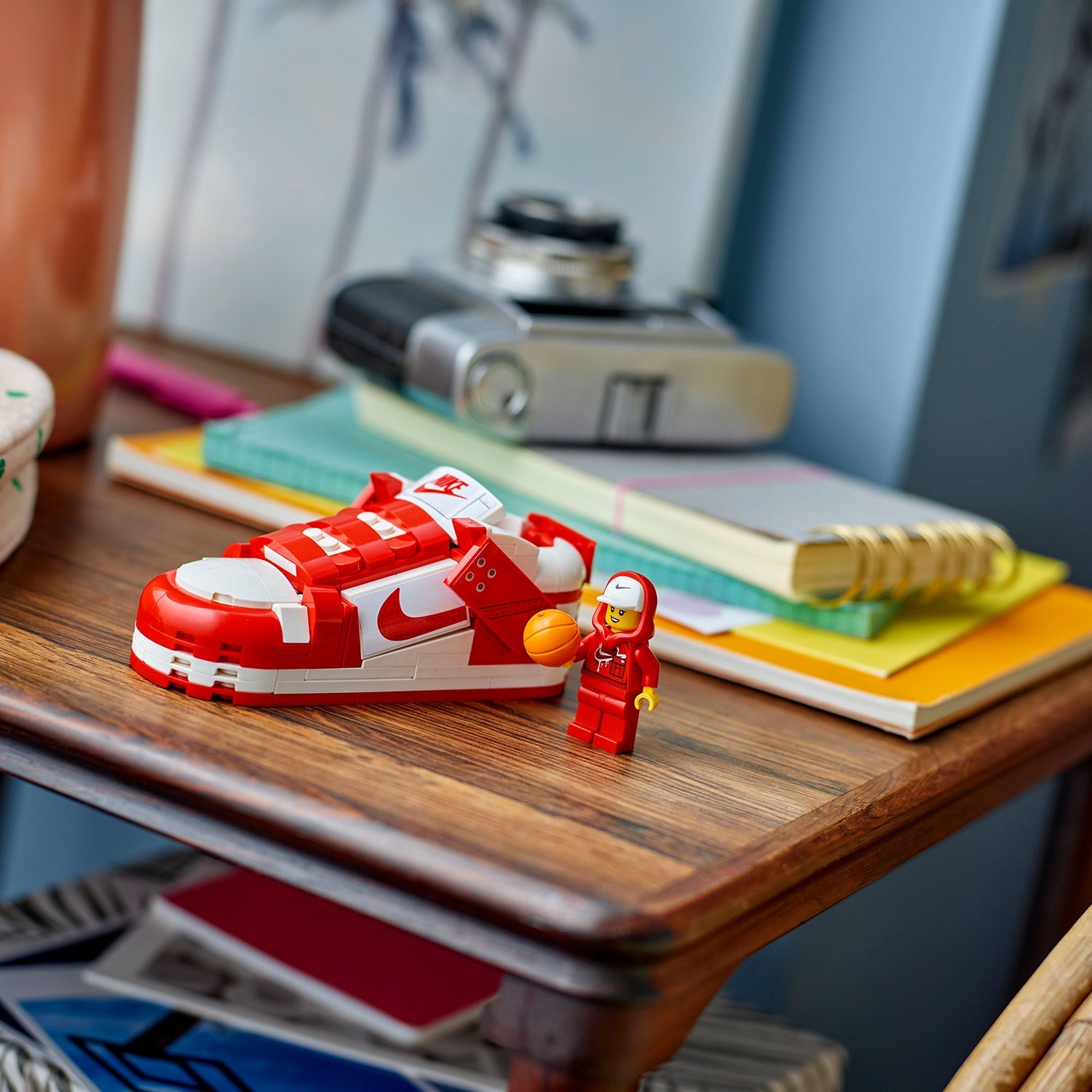 LEGO® Nike Dunk Trickshot - Bộ Lắp Ráp Giày Nike Dunk & Sân Bóng Rổ - LEGO 43021 - Hình ảnh bổ sung 9