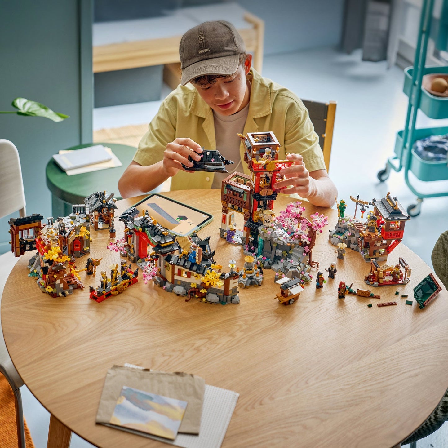LEGO® NINJAGO® The Old Town 15th Anniversary - Mô Hình Thành Phố Cổ Kỷ Niệm 15 Năm (71861) - Hình ảnh bổ sung 4