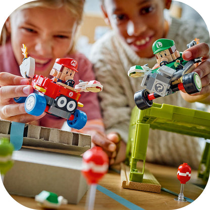 LEGO® Super Mario™: Mario Kart™ – Baby Mario vs. Baby Luigi - Bộ Đồ Chơi Lắp Ráp Xe Đua LEGO 72034 LEGO - ảnh 4 - Building To