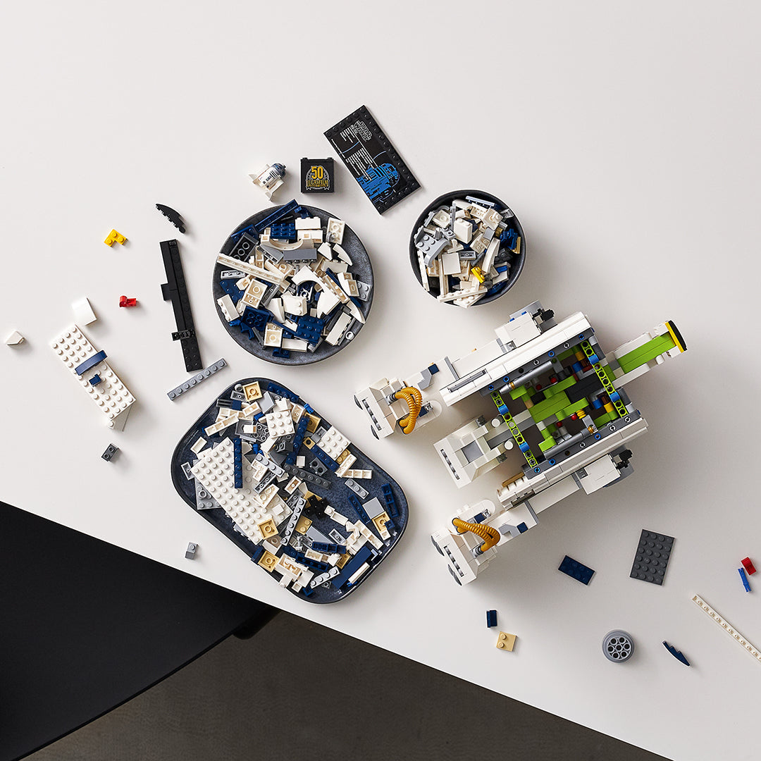 LEGO® Star Wars™ R2-D2™ - Mô hình lắp ráp Droid cao cấp - LEGO 75308 - Góc nhìn khác 3