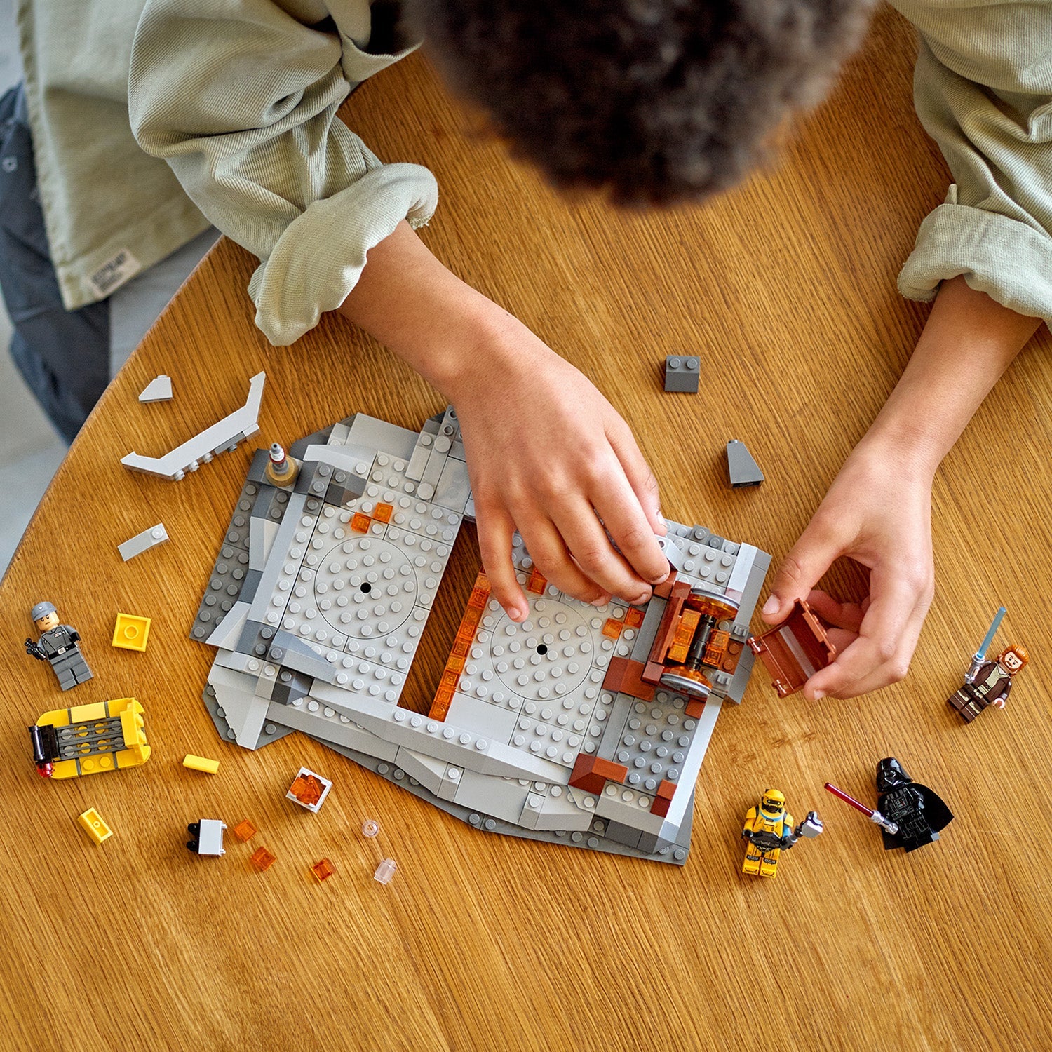 LEGO® Star Wars™ Obi-Wan Kenobi™ vs. Darth Vader™ - Bộ Lắp Ráp Trận Chiến Kinh Điển - LEGO 75334 LEGO - ảnh 2 - LEGO Sets