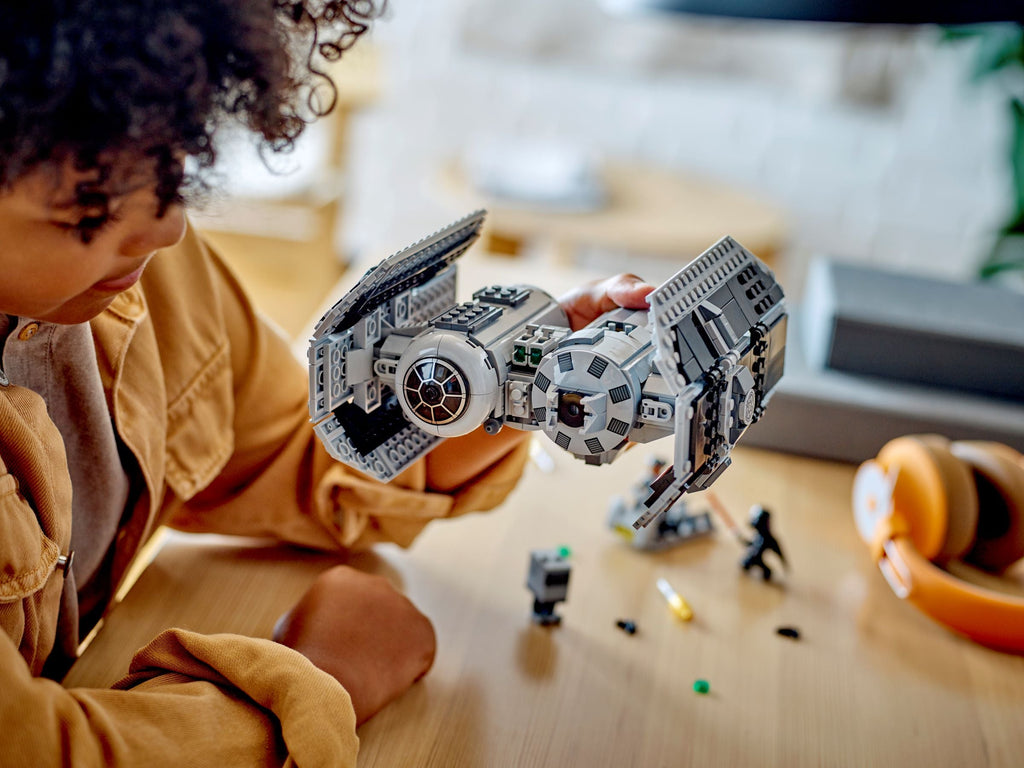LEGO® Star Wars™ TIE Bomber™ - Mô hình lắp ráp phi thuyền Đế chế - LEGO 75347 - Hình ảnh bổ sung 6