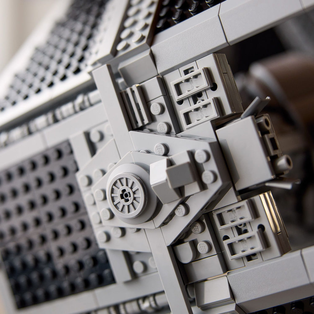 LEGO® Star Wars™ TIE Interceptor™ Mô hình lắp ráp cao cấp dòng UCS 75382 - Hình ảnh bổ sung 6