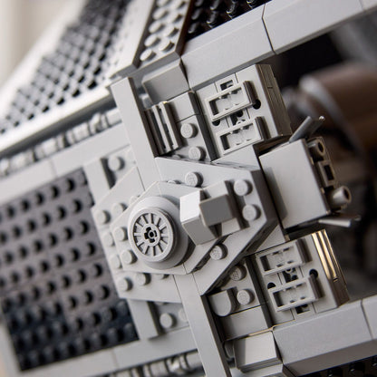 LEGO® Star Wars™ TIE Interceptor™ Mô hình lắp ráp cao cấp dòng UCS 75382 - Hình ảnh bổ sung 6