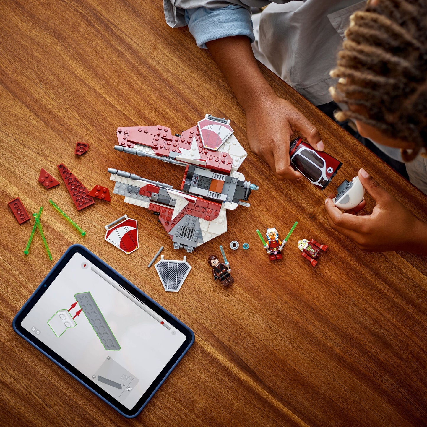 LEGO® Star Wars™ Ahsoka’s Jedi Interceptor™ Đồ Chơi Lắp Ráp Phi Thuyền Jedi LEGO 75401 - Hình ảnh bổ sung 4