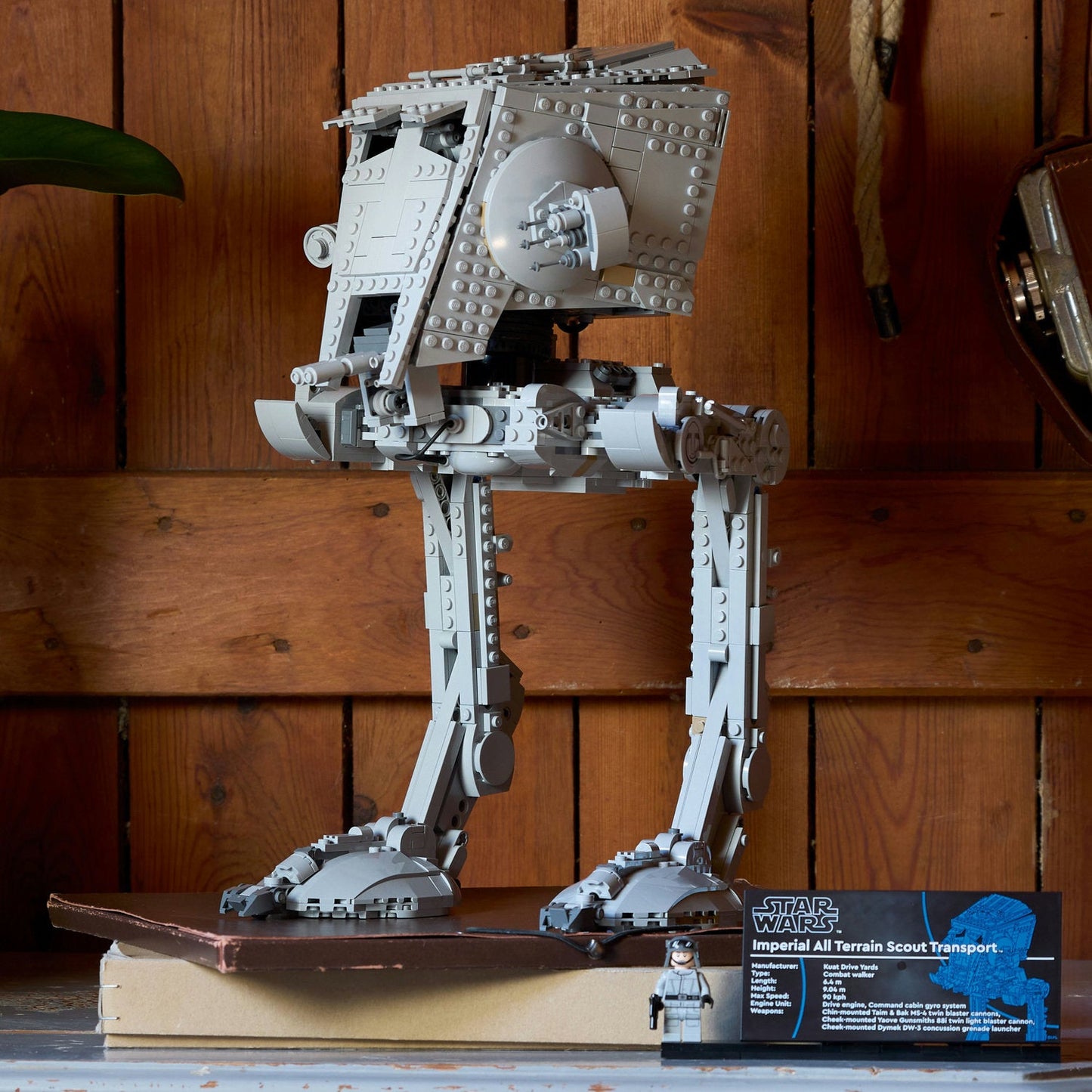LEGO® Star Wars™ AT-ST™ Walker - Mô hình lắp ráp cao cấp UCS - LEGO 75417 LEGO - ảnh 1 - LEGO Star Wars