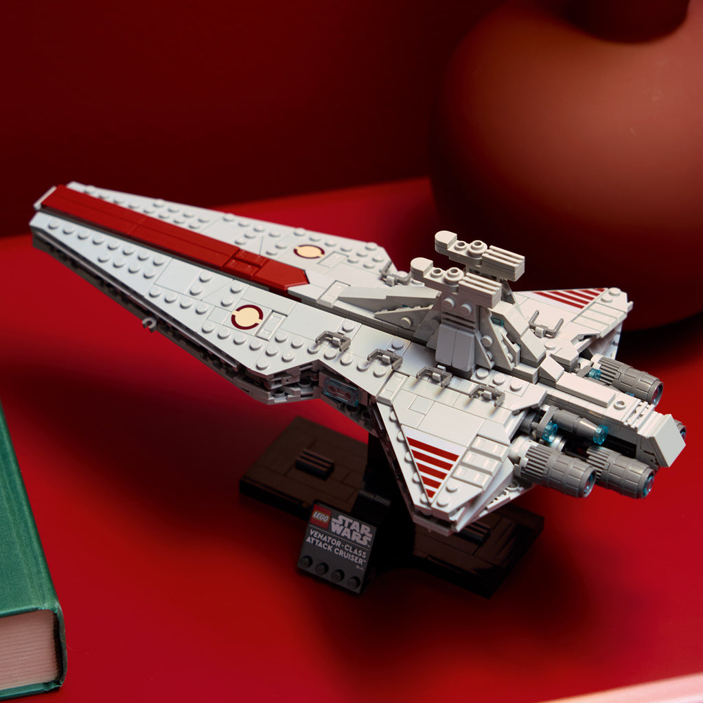 LEGO® Star Wars™ Venator-Class Attack Cruiser™ Mô Hình Phi Thuyền Tấn Công LEGO 75441 - Hình ảnh bổ sung 6