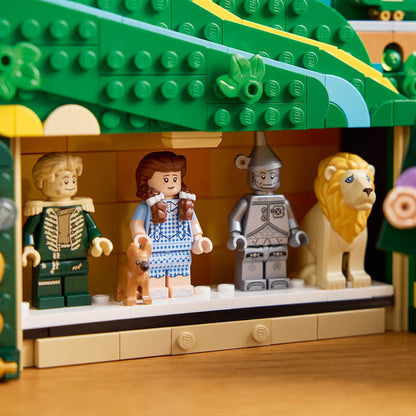 LEGO® Wicked Emerald City Wall Art - Tranh Treo Tường 3D Thành Phố Ngọc Lục Bảo LEGO 75685 - Hình ảnh bổ sung 6