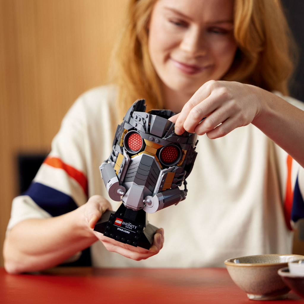 LEGO® Marvel Star-Lord’s Helmet - Mô hình Nón Bảo Hiểm Marvel - LEGO 76251 - Góc nhìn khác 3