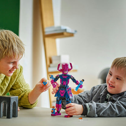 LEGO® Marvel Fantastic Four vs. Galactus Construction Figure - Bộ Lắp Ráp Siêu Anh Hùng LEGO 76316 - Góc nhìn khác 3