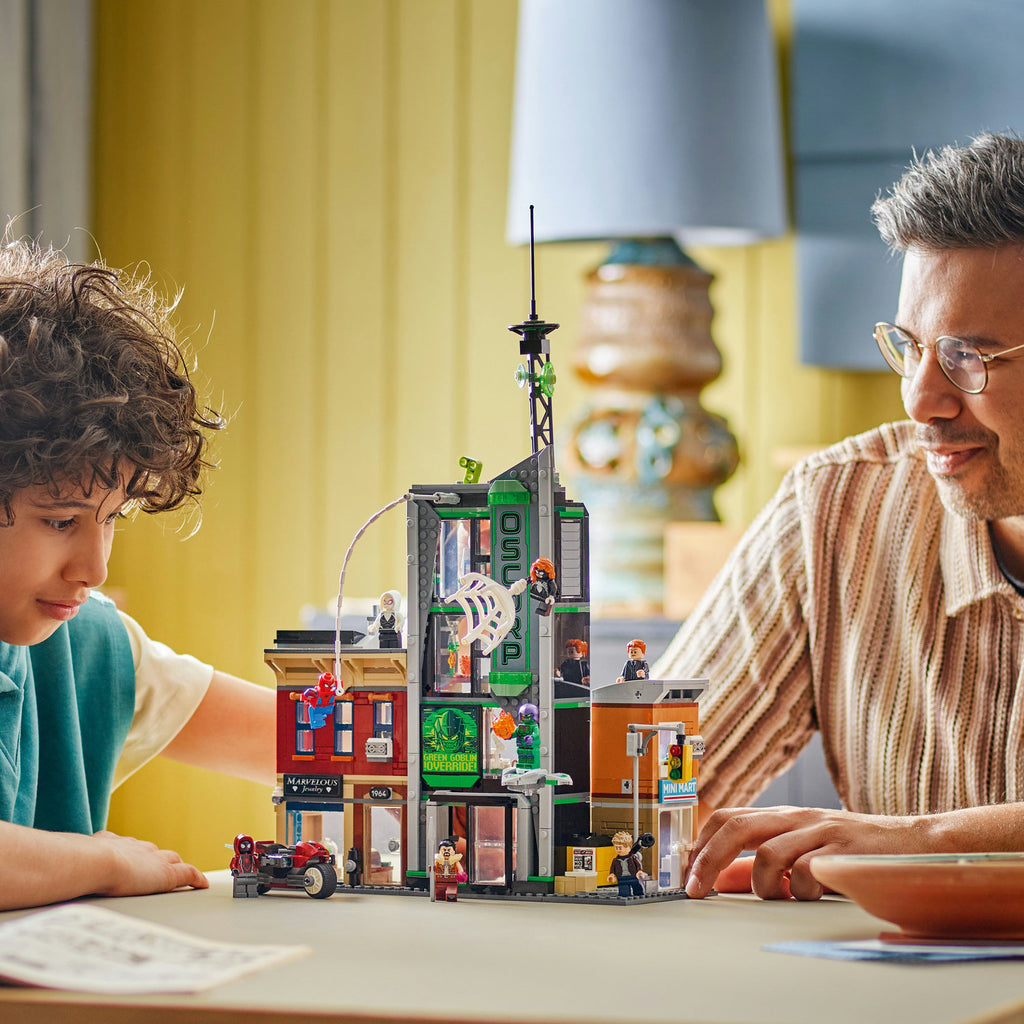 LEGO® Marvel Spider-Man vs. Oscorp - Mô Hình Lắp Ráp Trận Chiến Tại Oscorp 76324 - Hình ảnh bổ sung 4