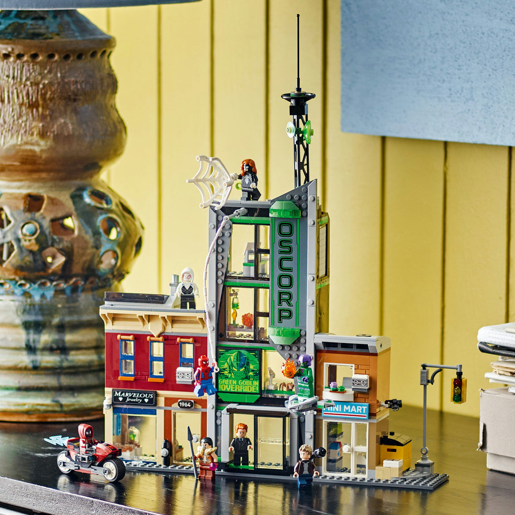 LEGO® Marvel Spider-Man vs. Oscorp - Mô Hình Lắp Ráp Trận Chiến Tại Oscorp 76324 - Góc nhìn khác 3