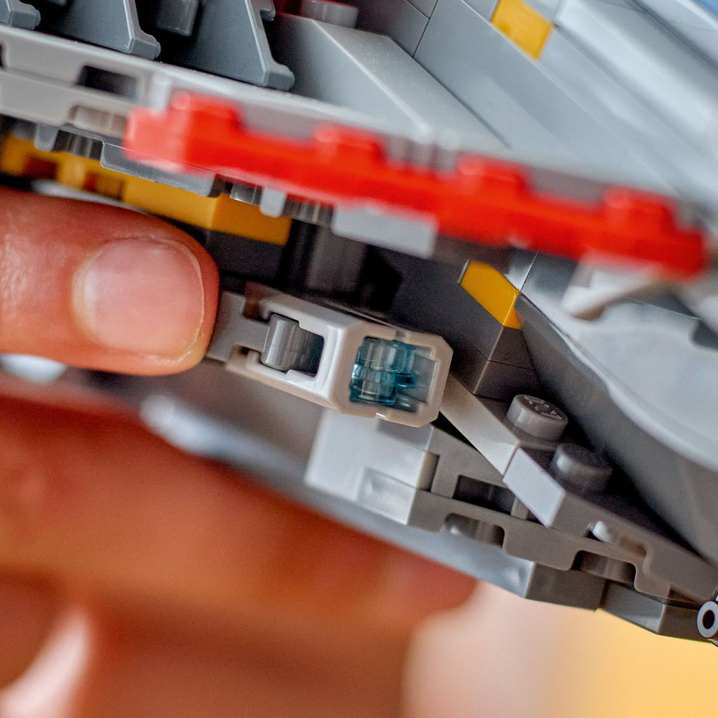 LEGO® Marvel Avengers: Age of Ultron Quinjet Mô Hình Lắp Ráp Máy Bay Siêu Anh Hùng LEGO 76325 - Hình ảnh bổ sung 6