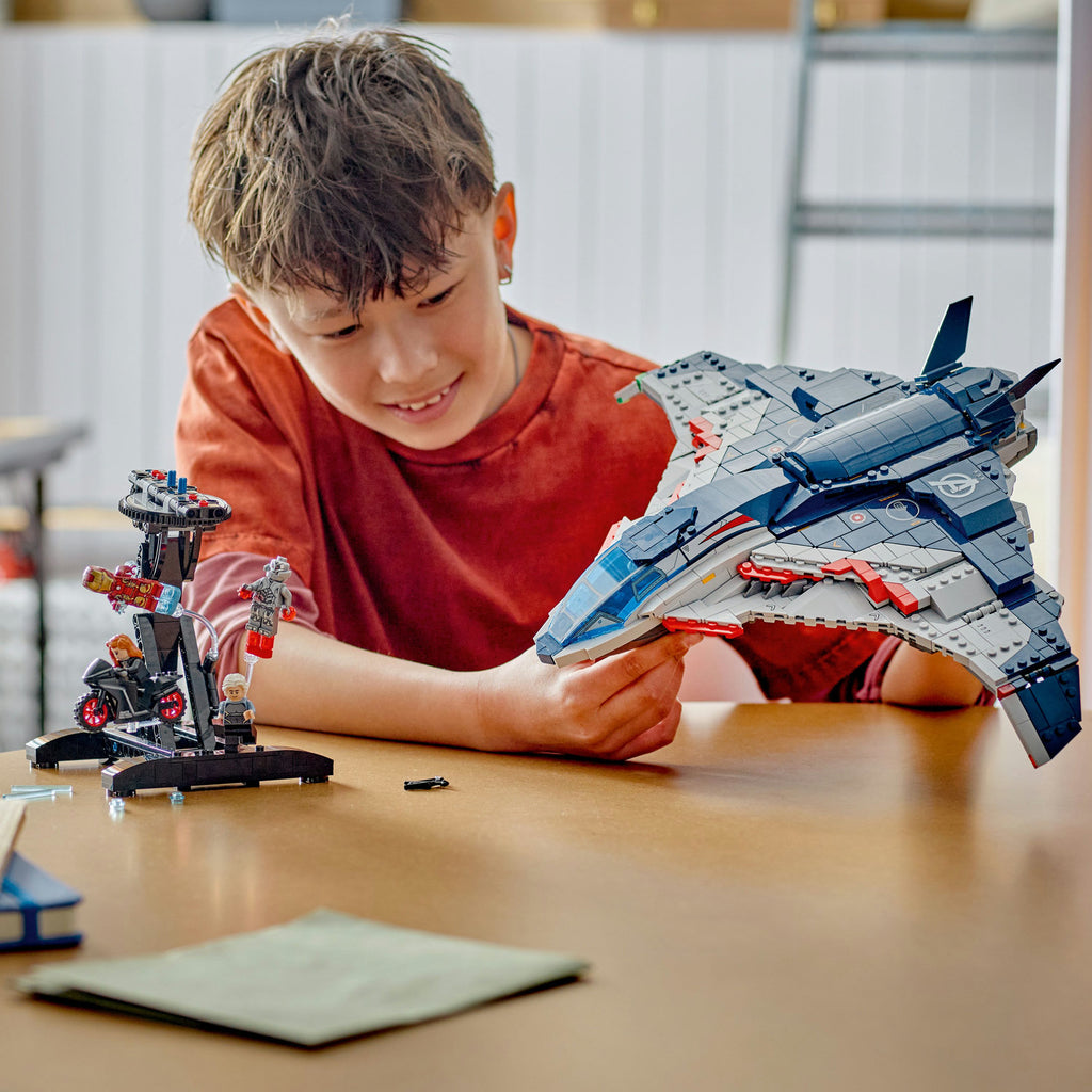 LEGO® Marvel Avengers: Age of Ultron Quinjet Mô Hình Lắp Ráp Máy Bay Siêu Anh Hùng LEGO 76325 - Góc nhìn khác 3
