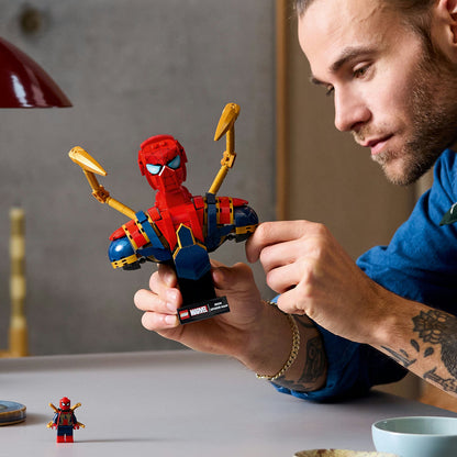 LEGO® Marvel Iron Spider-Man Bust - Mô Hình Lắp Ráp Siêu Anh Hùng LEGO 76326 - Góc nhìn khác 3