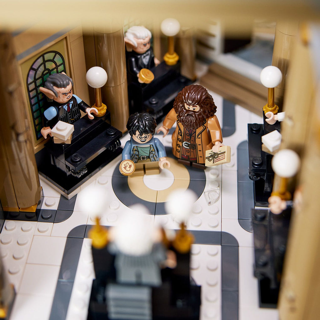 LEGO® Harry Potter™ Gringotts™ Wizarding Bank - Collectors Edition - Mô hình Ngân hàng Phù thủy Phiên bản Sưu tầm LEGO 76417