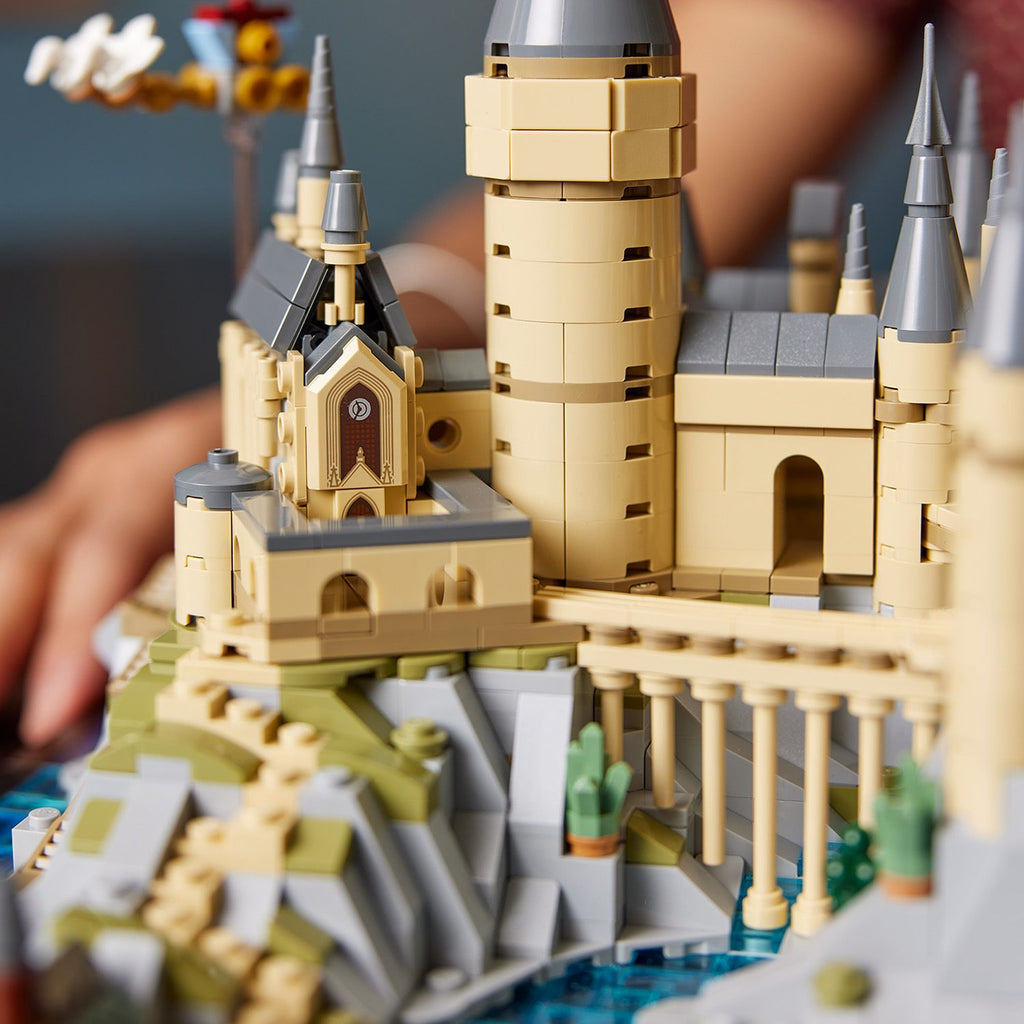 LEGO® Harry Potter™ Hogwarts™ Castle & Grounds - Mô hình Lâu đài Hogwarts (76419) - LEGO - Hình ảnh bổ sung 8