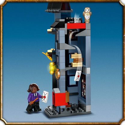 LEGO® Harry Potter™ Diagon Alley™: Weasleys’ Wizard Wheezes™ - Đồ chơi lắp ráp Hẻm Xéo Tiệm Giỡn Nhà Weasley LEGO 76422 - Hình ảnh bổ sung 7
