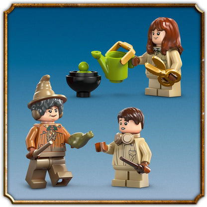 LEGO® Harry Potter™ Hogwarts™ Castle: Herbology Class - Bộ lắp ráp Lớp học Thảo dược - LEGO 76445 - Hình ảnh bổ sung 7
