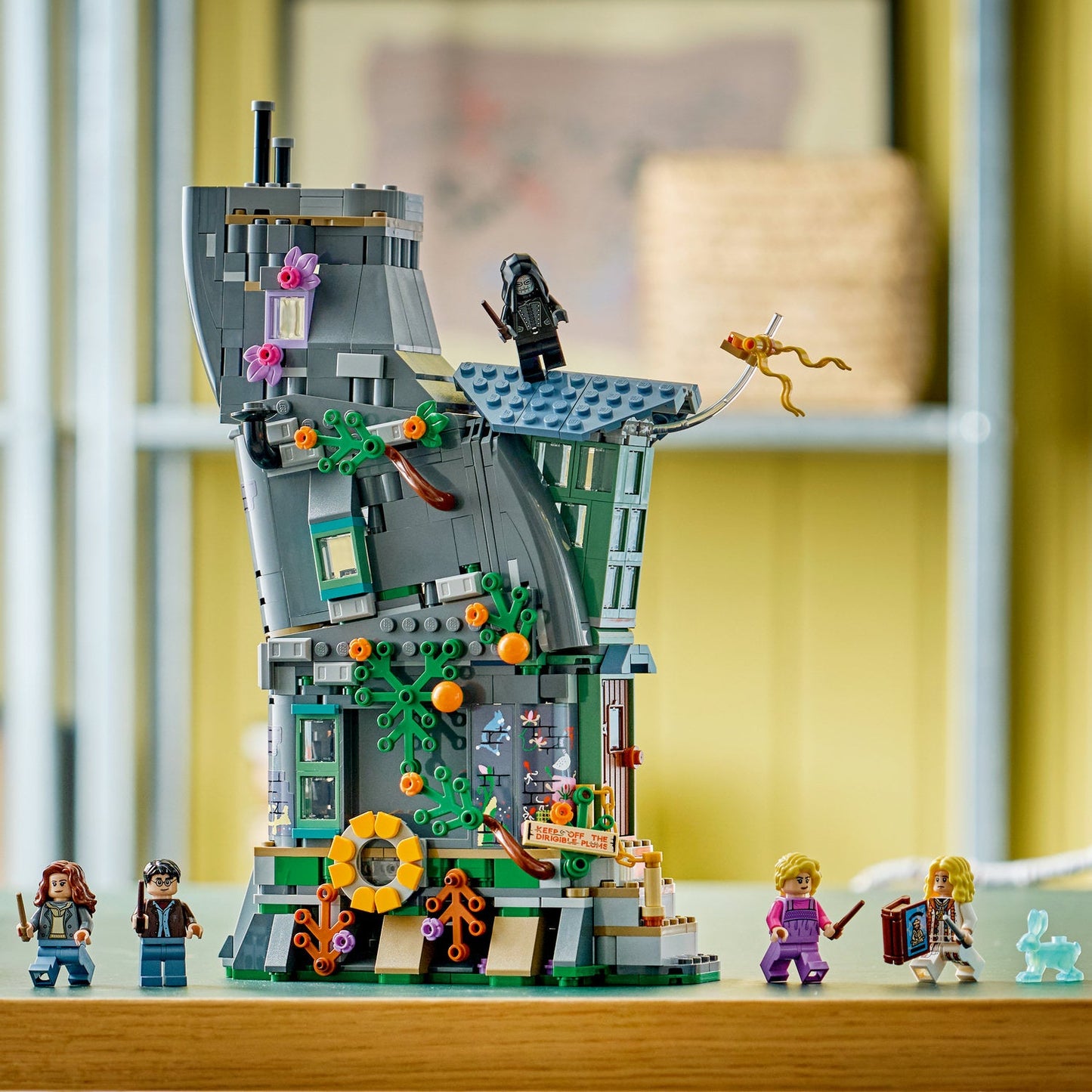 LEGO® Harry Potter™ Luna Lovegoods House - Mô Hình Ngôi Nhà Luna Lovegood (76467) - Chính Hãng LEGO - Hình ảnh bổ sung 5