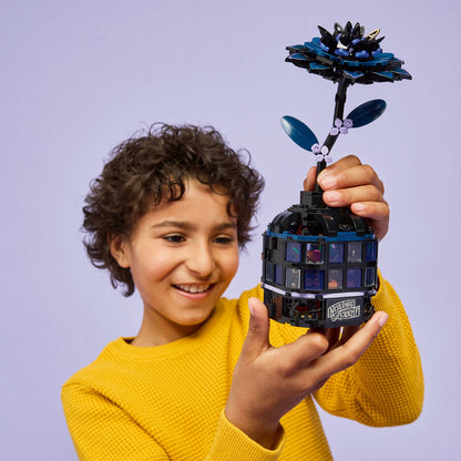 LEGO® Wednesday Black Dahlia Flower - Mô Hình Lắp Ráp Hoa Thược Dược Đen 76784 LEGO - ảnh 2 - Building Sets