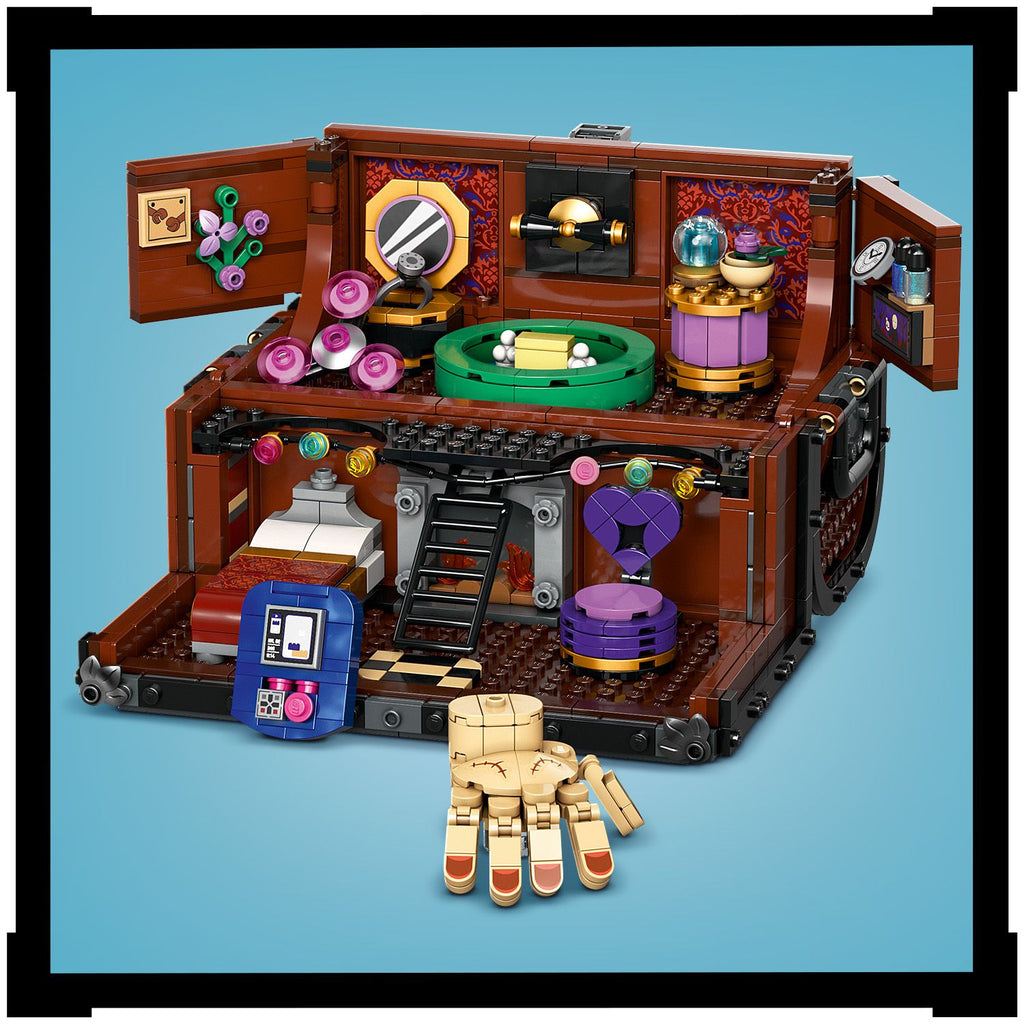 LEGO® Wednesday Thing’s Apartment - Bộ Lắp Ráp Vali Căn Hộ Của Thing - LEGO 76785 - Hình ảnh bổ sung 7
