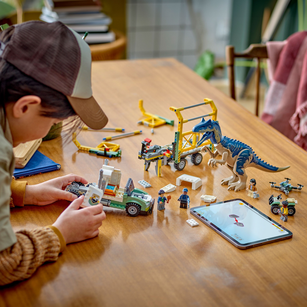 LEGO® Jurassic World™ Dinosaur Missions: Allosaurus Transport Truck - Đồ Chơi Lắp Ráp Xe Tải Vận Chuyển Khủng Long - 76966 - Góc nhìn khác 3
