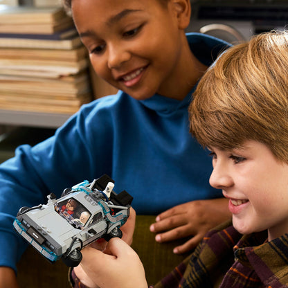 LEGO® Speed Champions Time Machine from Back to the Future - Mô hình Xe Cỗ máy thời gian DeLorean - LEGO 77256 - Góc nhìn khác 3
