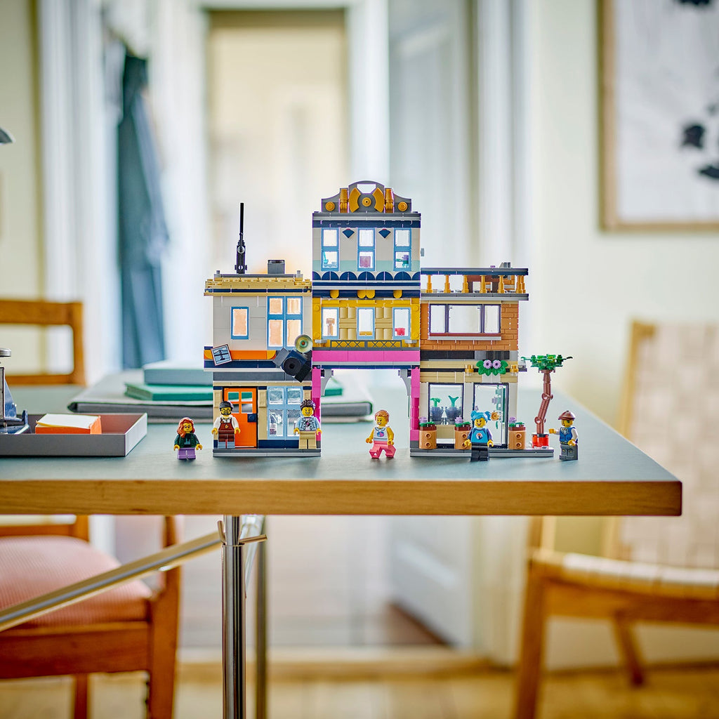 LEGO® Creator 3-in-1 Main Street - Bộ Đồ Chơi Lắp Ráp Phố Chính 3 Trong 1 - LEGO 31141 LEGO - ảnh 2 - Lego