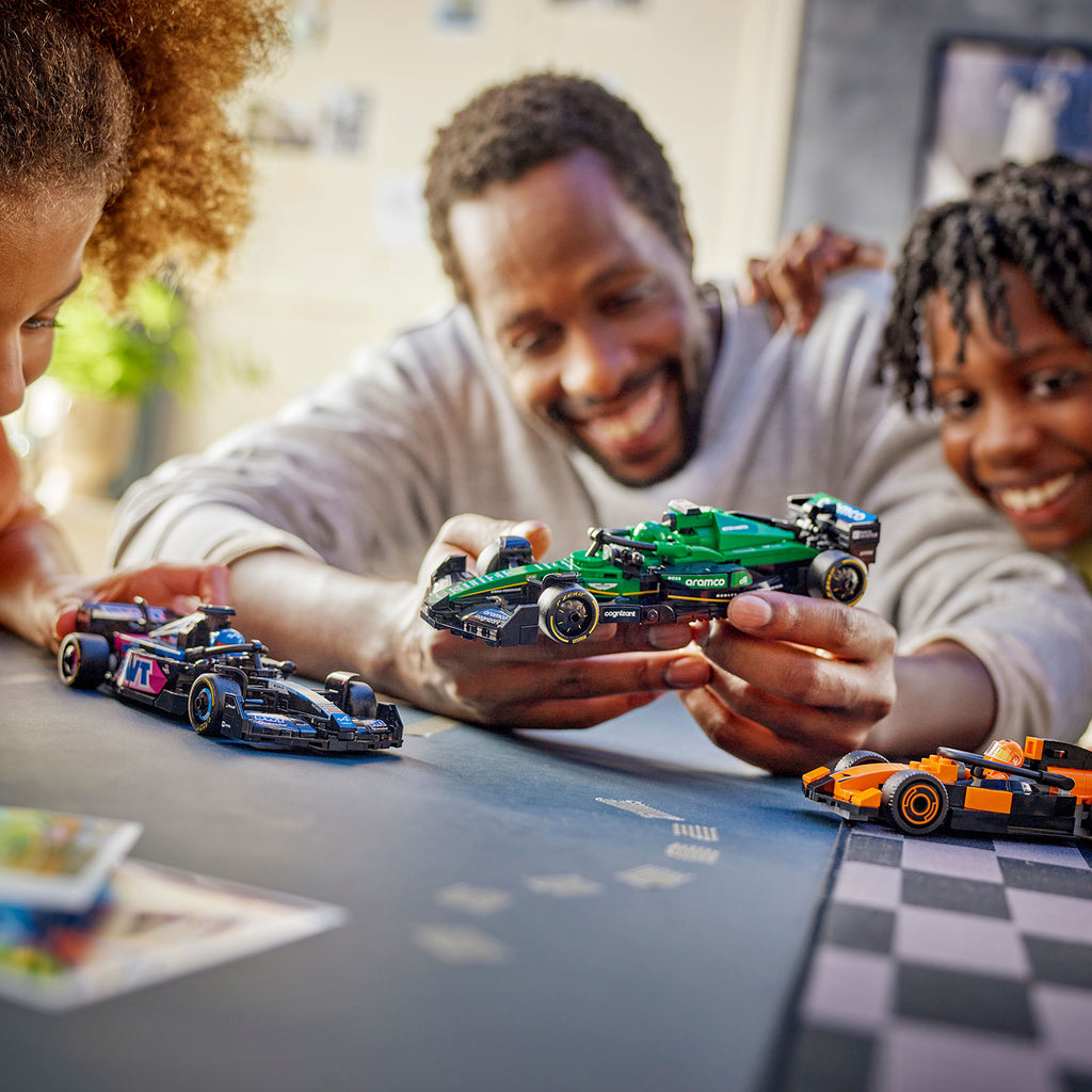 LEGO® Speed Champions - BWT Alpine F1® Team A524 Race Car Đồ Chơi Lắp Ráp Xe Đua F1 - Hình ảnh bổ sung 6