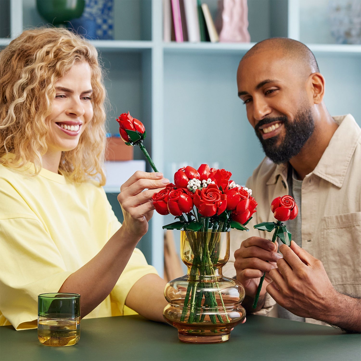 LEGO® ICONS™ Bouquet of Roses - Bó Hoa Hồng Trang Trí - LEGO 10328 LEGO - ảnh 1 - Lego