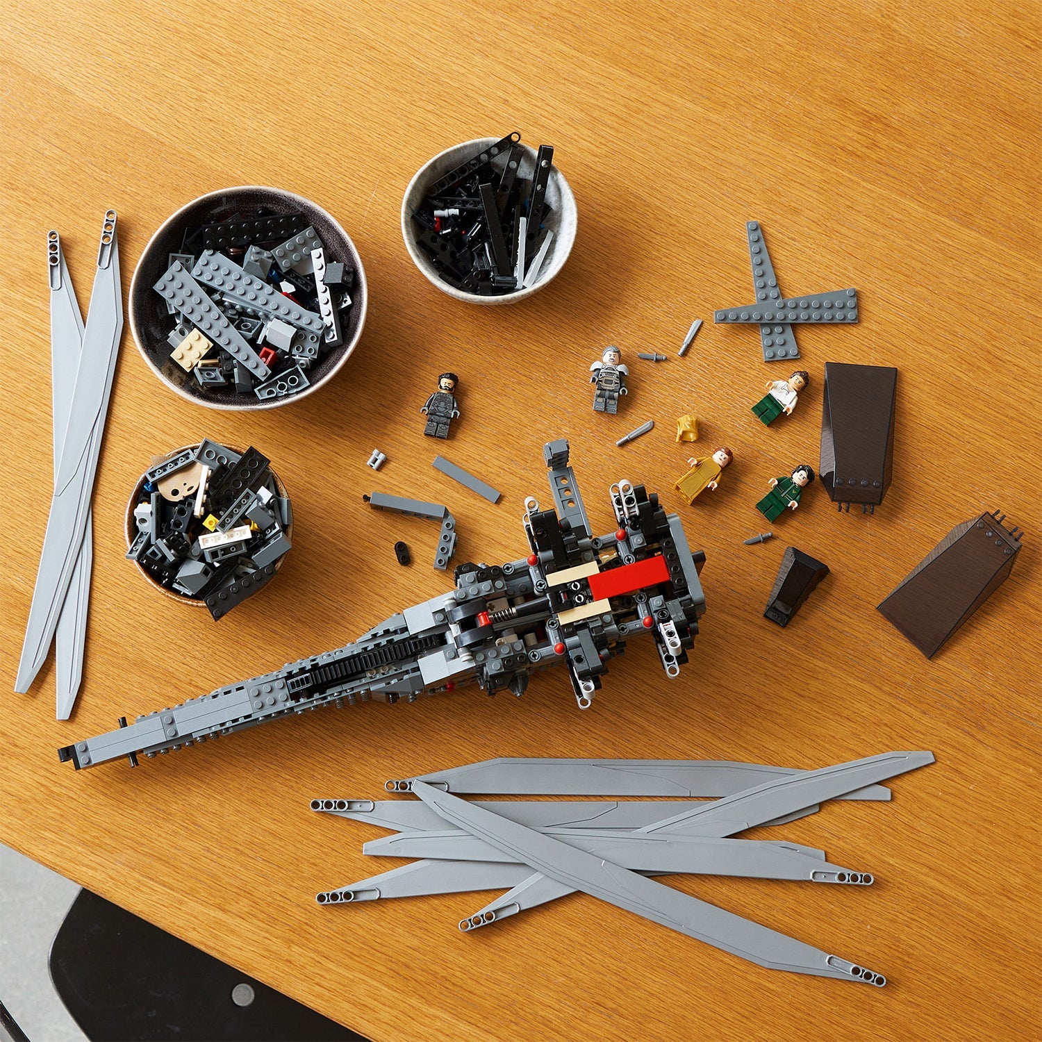 LEGO® ICONS™ Dune Atreides Royal Ornithopter - Mô Hình Máy Bay Dune - LEGO 10327 - Hình ảnh bổ sung 5